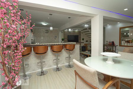 Sala e cozinha de casa à venda com 2 quartos, 560m² em Jardim Ponte Rasa, São Paulo