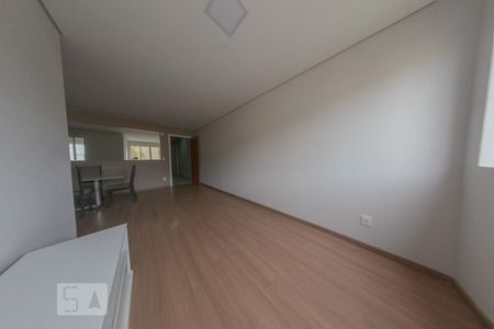 Sala de apartamento para alugar com 3 quartos, 82m² em Cidade Industrial, Curitiba