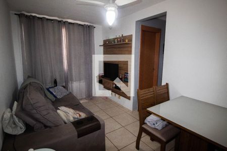 Sala de apartamento à venda com 2 quartos, 53m² em Parada de Lucas, Rio de Janeiro