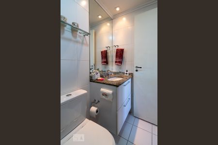 Apartamento para alugar com 74m², 2 quartos e 1 vagaBanheiro da Suíte