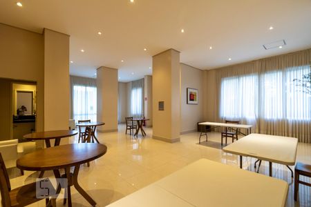 Apartamento para alugar com 74m², 2 quartos e 1 vagaÁrea comum - Salão de festas