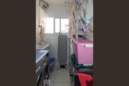 Apartamento para alugar com 74m², 2 quartos e 1 vagaÁrea de Serviço