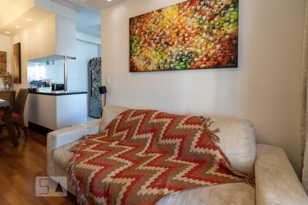 Apartamento para alugar com 74m², 2 quartos e 1 vagaSala