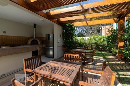 Apartamento para alugar com 74m², 2 quartos e 1 vagaÁrea comum - Churrasqueira