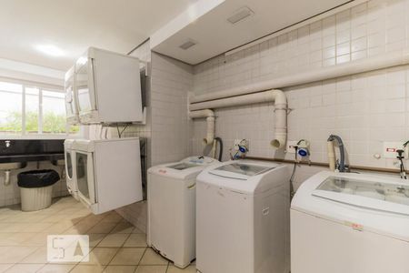 Apartamento para alugar com 30m², 1 quarto e 1 vaga Apartamento para alugar com 30m², 1 quarto e 1 vagaÁrea comum - Lavanderia