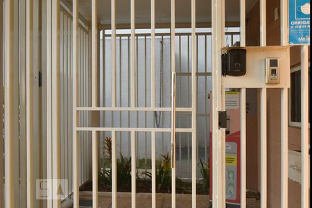 Apartamento para alugar com 62m², 2 quartos e 1 vagaControle de entrada eletronico e passa-pizza