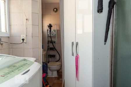 Apartamento à venda com 69m², 3 quartos e 1 vagaÁrea de Serviço