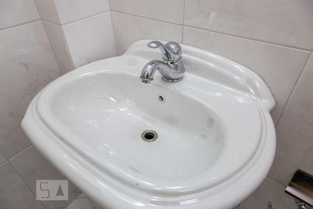 Apartamento à venda com 115m², 2 quartos e 1 vaga Apartamento à venda com 115m², 2 quartos e 1 vagaBanheiro