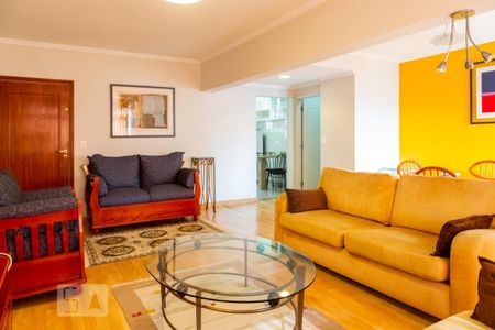 Apartamento à venda com 115m², 2 quartos e 1 vaga Apartamento à venda com 115m², 2 quartos e 1 vagaSala