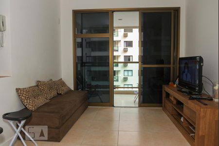 Apartamento para alugar com 65m², 2 quartos e 1 vaga Apartamento para alugar com 65m², 2 quartos e 1 vagaSala