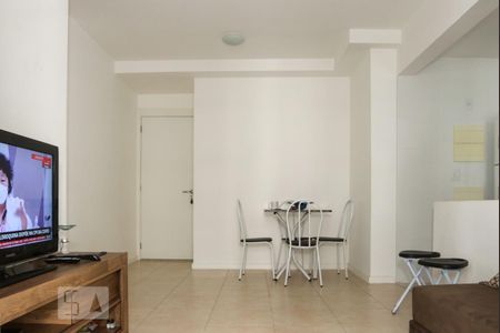 Apartamento para alugar com 65m², 2 quartos e 1 vaga Apartamento para alugar com 65m², 2 quartos e 1 vagaSala