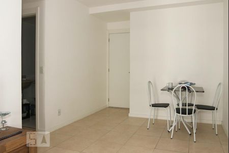 Apartamento para alugar com 65m², 2 quartos e 1 vaga Apartamento para alugar com 65m², 2 quartos e 1 vagaSala