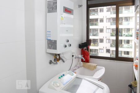 Apartamento para alugar com 65m², 2 quartos e 1 vaga Apartamento para alugar com 65m², 2 quartos e 1 vagaDetalhe da area de serviço
