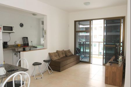 Apartamento para alugar com 65m², 2 quartos e 1 vaga Apartamento para alugar com 65m², 2 quartos e 1 vagaSala