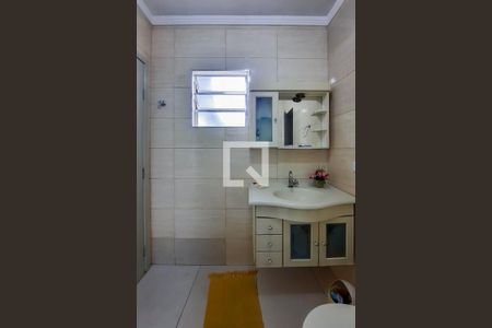 Casa à venda com 156m², 4 quartos e 3 vagasBanheiro 1