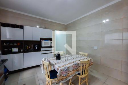 Casa à venda com 156m², 4 quartos e 3 vagasCozinha