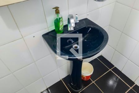 Casa à venda com 156m², 4 quartos e 3 vagasBanheiro 2