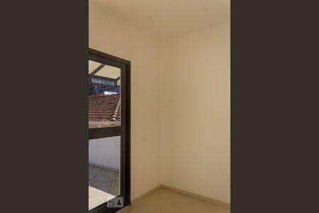 Casa à venda com 185m², 4 quartos e 3 vagasQuarto 2 Edícula