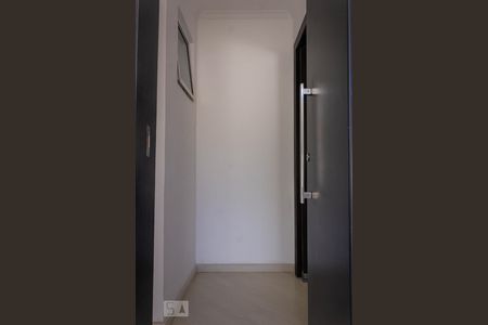 Casa à venda com 185m², 4 quartos e 3 vagasCorredor Edícula