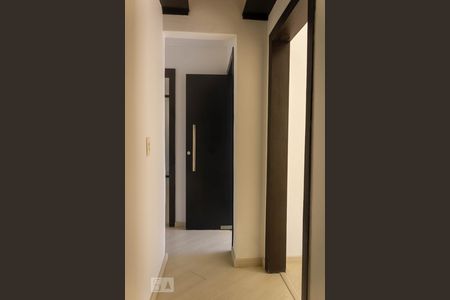 Casa à venda com 185m², 4 quartos e 3 vagasCorredor Edícula