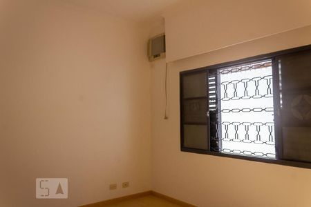 Casa à venda com 185m², 4 quartos e 3 vagasSuíte 2