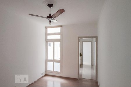 Sala de apartamento para alugar com 2 quartos, 63m² em Farroupilha, Porto Alegre