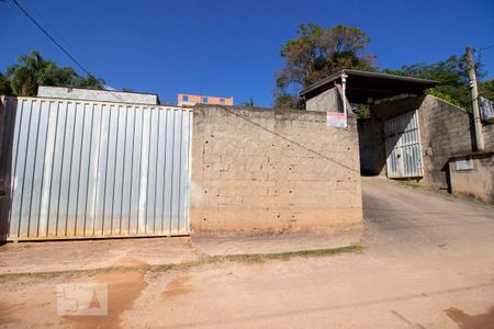 Casa à venda com 600m², 4 quartos e 15 vagasFachada