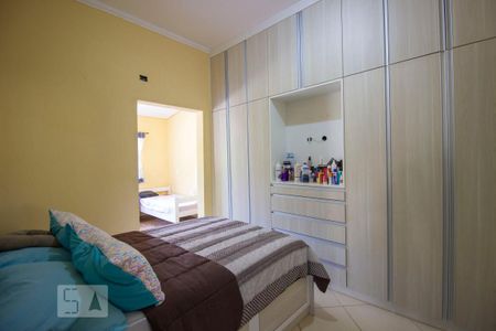 Casa à venda com 600m², 4 quartos e 15 vagasQuarto 2 - Suíte