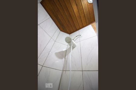 Casa à venda com 600m², 4 quartos e 15 vagasChuveiro