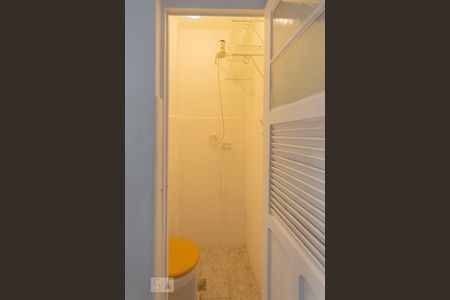 Apartamento à venda com 103m², 3 quartos e sem vagaBanheiro de Serviço