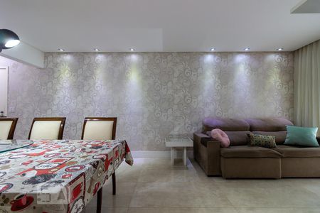 Sala de TV de apartamento à venda com 3 quartos, 87m² em Jardim Tupanci, Barueri