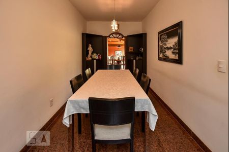 Casa à venda com 650m², 5 quartos e 4 vagasSala de Jantar