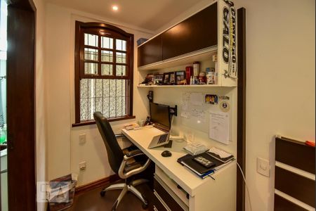 Casa à venda com 650m², 5 quartos e 4 vagasSuíte 1