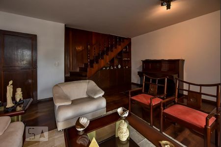 Sala 1 de casa à venda com 5 quartos, 650m² em Santa Lúcia, Belo Horizonte