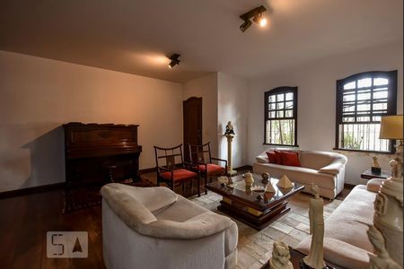 Sala 1 de casa à venda com 5 quartos, 650m² em Santa Lúcia, Belo Horizonte