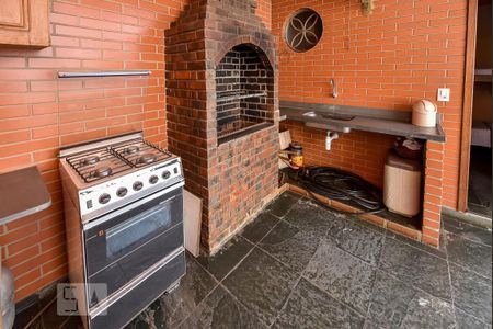 Casa à venda com 650m², 5 quartos e 4 vagasChurrasqueira - Área de Serviço