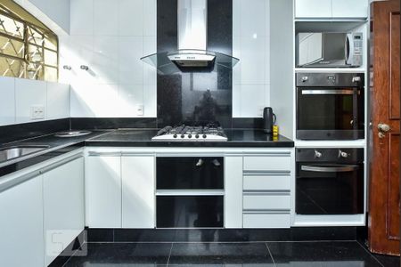 Casa à venda com 650m², 5 quartos e 4 vagasCozinha