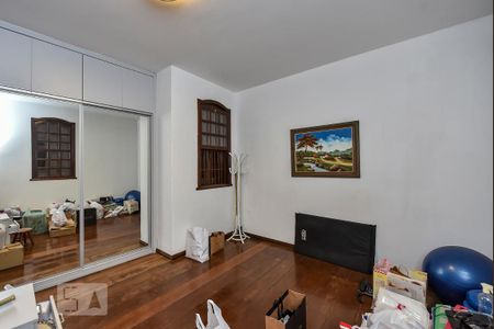 Casa à venda com 650m², 5 quartos e 4 vagasQuarto 1