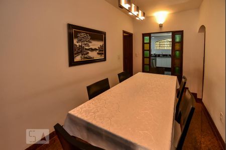 Casa à venda com 650m², 5 quartos e 4 vagasSala de Jantar