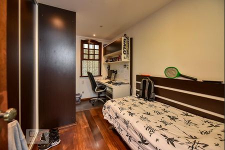 Casa à venda com 650m², 5 quartos e 4 vagasSuíte 1