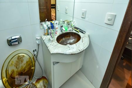 Casa à venda com 650m², 5 quartos e 4 vagasBanheiro Suíte 1