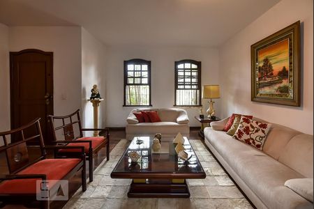 Sala 1 de casa à venda com 5 quartos, 650m² em Santa Lúcia, Belo Horizonte