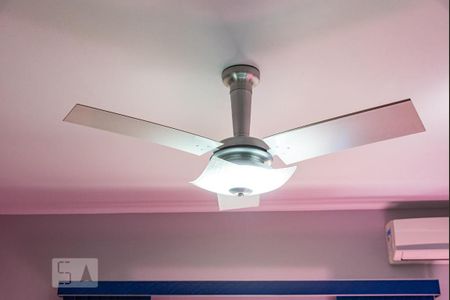 Casa à venda com 330m², 3 quartos e 3 vagasVentilador