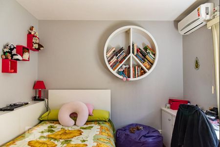 Casa à venda com 330m², 3 quartos e 3 vagasSuíte 2