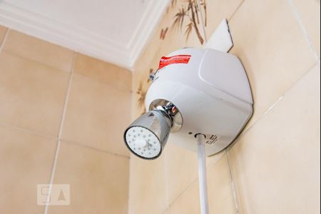 Casa à venda com 330m², 3 quartos e 3 vagasChuveiro