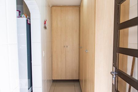 Casa à venda com 330m², 3 quartos e 3 vagasDespensa