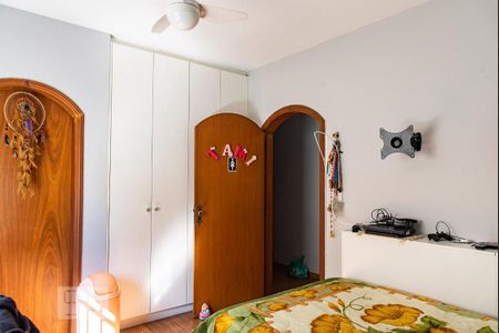 Casa à venda com 330m², 3 quartos e 3 vagasSuíte 2