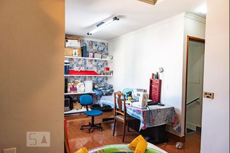 Casa à venda com 330m², 3 quartos e 3 vagasEdícula/suíte