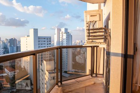 Apartamento à venda com 200m², 4 quartos e 3 vagasVaranda da Suíte 3