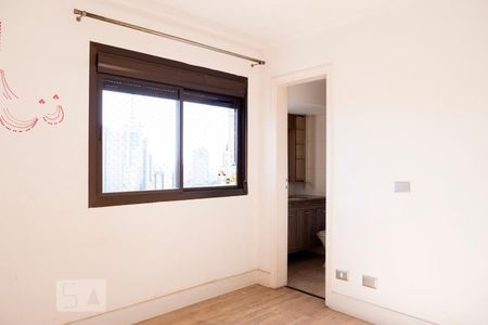 Apartamento à venda com 200m², 4 quartos e 3 vagasSuíte 2